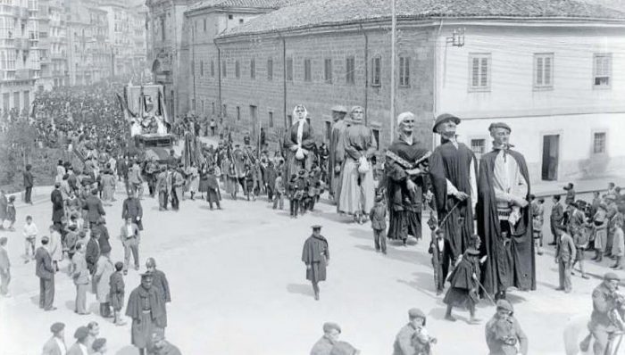 14 de abril de 1932, primer aniversario de la República en Vitoria